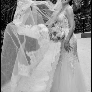 Selling my wedding dress + Veil